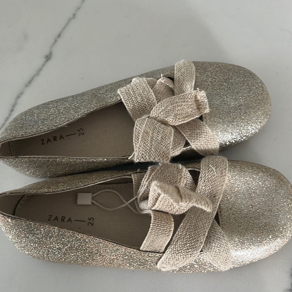 Brand new Zara girls metallic gold shoes size 25